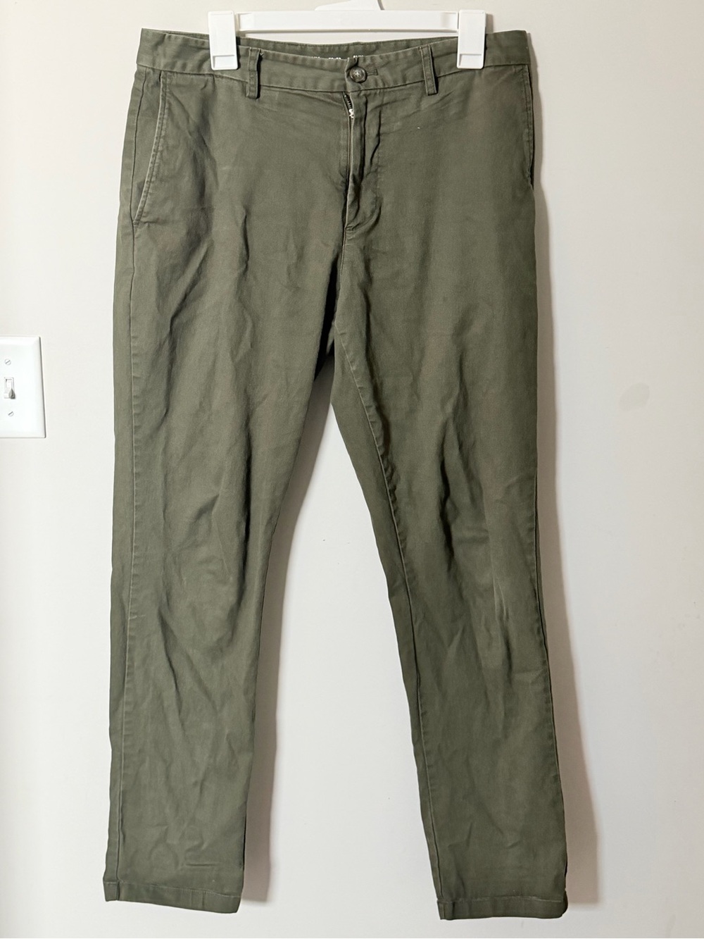 Old Navy Slim Built-In Flex Chino Pants